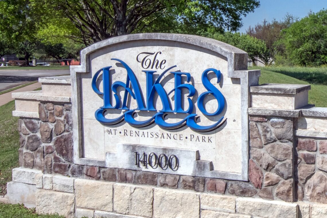 apartment investing at The Lakes at Renaissance Park. View of the monument sign.